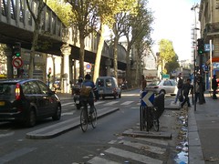 Protected bike lane on Boulevard de la Chapelle