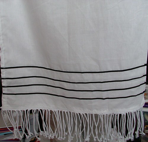 costume prayer shawl