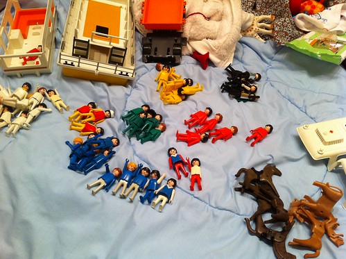 Dividing the Playmobil hoard