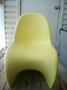 Yellow chairs 3