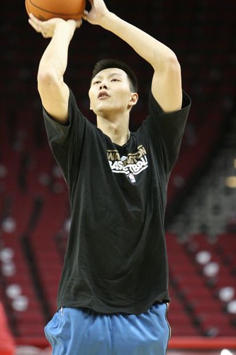 December 27th, 2010 - Yi Jianlian shoots in practice before the Rockets-Wizards game