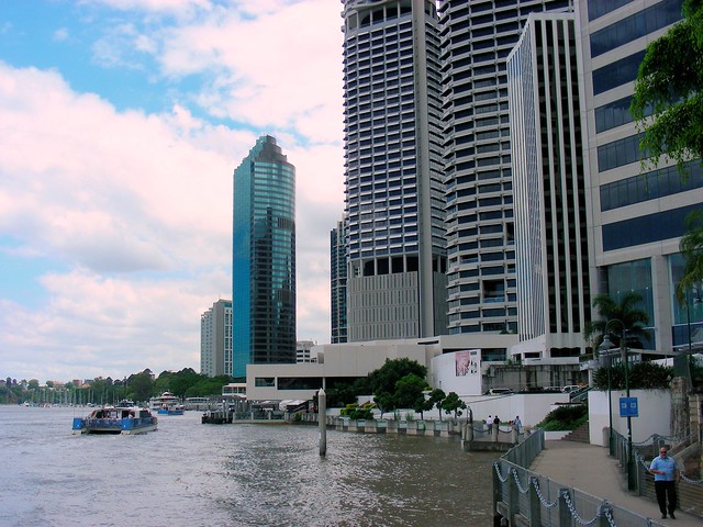 9 Dec 2010: Along the Brisbane River. This area is already undergoing flooding.