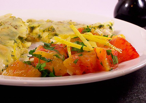 Insalata di arance, prezzemolo e aglio con aceto balsamico