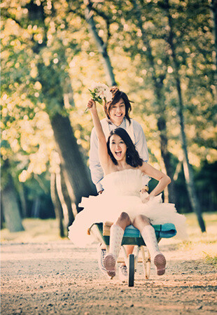Kim Hyun Joong & Hwang Bo (JoongBo) Wedding Photos 11
