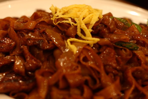 Fried noodles with beef at Tai Peng Kun, Hk