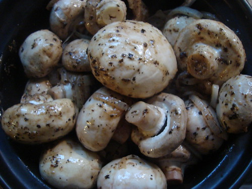 vegan marinated mushrooms