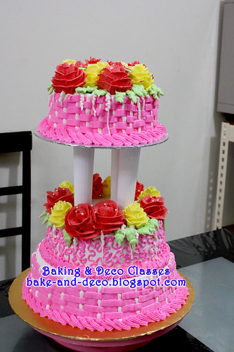 Batch 18 Dec 2010: Stack & Tier Buttercream Wedding Cakes