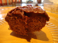 olive oil cocoa icing