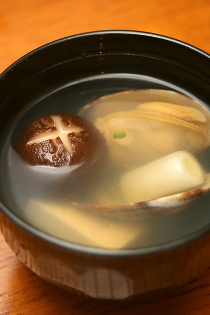 Asari Osuimono - short-neck clam clear soup S$5