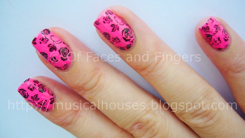 funky valentine day nails 2