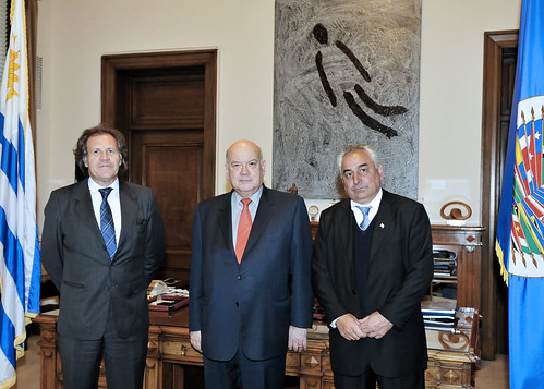 Secretario General de la OEA recibió a Ministros uruguayos de Relaciones Exteriores y de Defensa