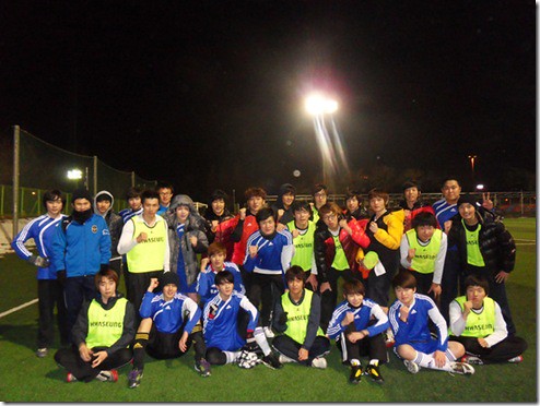 Kim Hyun Joong with Football Team