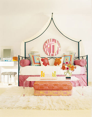 House-Beautiful-March-2011-Issue-Pink-Room