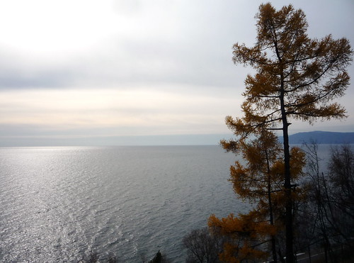 Lake Baikal /    ©  Heaven Ice Day