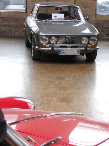 1963 Alfa Romeo Giulietta Spider. Alfa Romeo 2000 GTV Bertone