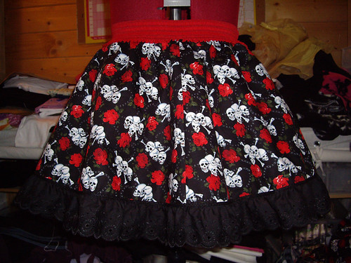 Mini skull skirt