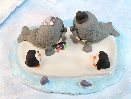 Walruses and penguins wedding cake topper personalized PassionArte Tags 