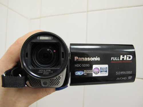Unboxing: Panasonic HDC-SD90