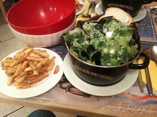 Mussels (with cream & garlic) & fries from Namur