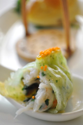 shrimp dumpling with vegetables
