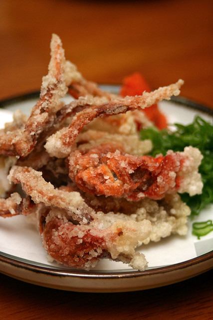 Soft shell crab tempura S$8