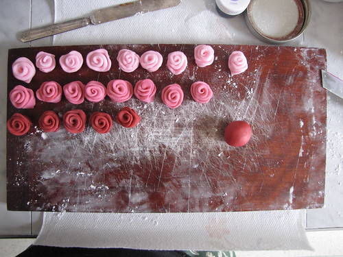 fondant roses lined up