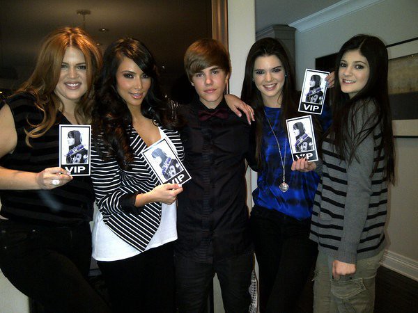 Kardashian / Bieber by does anybody know how to hold my heart¦