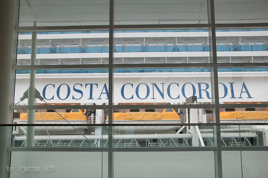 Круиз. Costa Concordia. Arrival. Boarding.