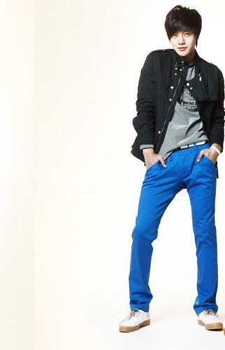 South Korean actor Kim Hyun Joong casual apparel photo _16_