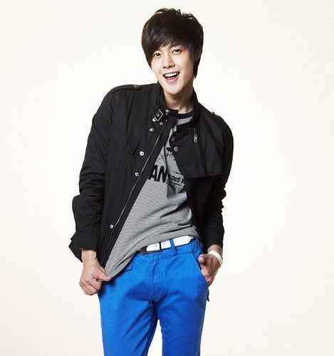 South Korean actor Kim Hyun Joong casual apparel photo _11_