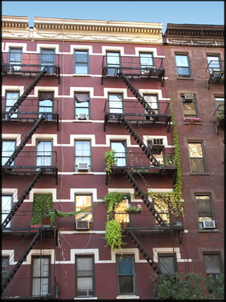 nyc-apartment-building