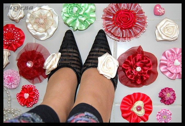 feetfirst with flower bows2