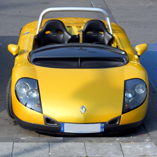 RENAULT Sport Spider face xavnco2 Tags france cars sport yellow jaune