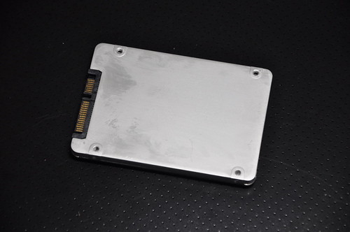 Intel SSD 320_007