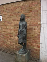 Kore by Betty Rea #49 on the Harlow Sculture Map.