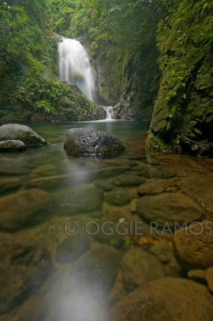 Ilocos Norte - Anuplig Falls Dramatic Rocks