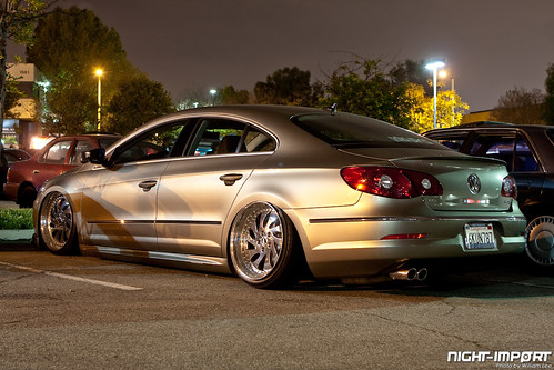 I see this hellaflush VW CC more at meets than events Me like