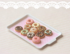 Dollhouse Miniature 1/12 Scale Sweet Donuts