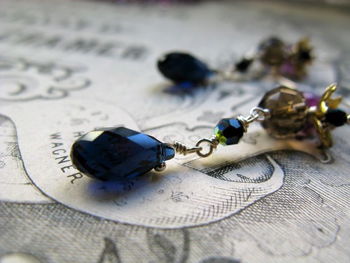 1935 earrings in indigo/lilac, detail