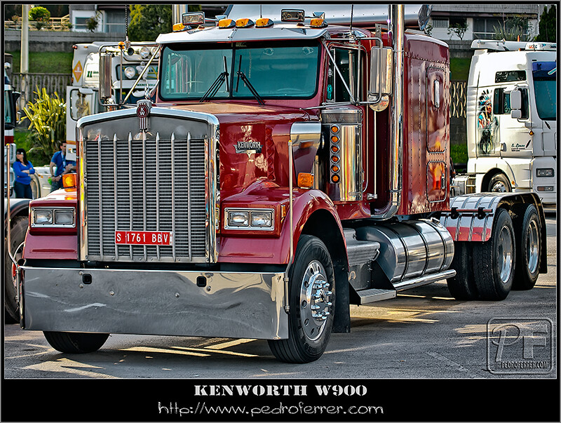 truckshow08-kenworth-w900