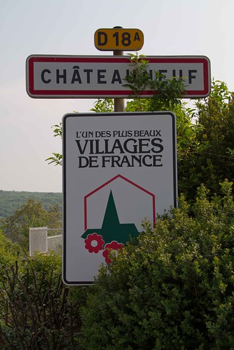 Châteauneuf 20110427-IMG_8832