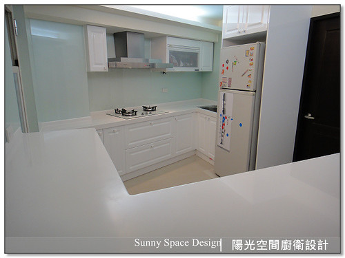 廚房設計-板橋金門街夏小姐3D高壓門板廚具-陽光空間廚衛設計