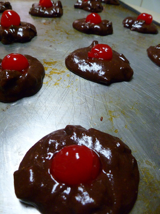 04 April 04 - Chocolate Cherry Cookies (2)