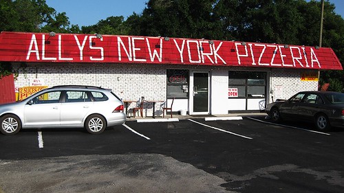 ally's new york pizzeria