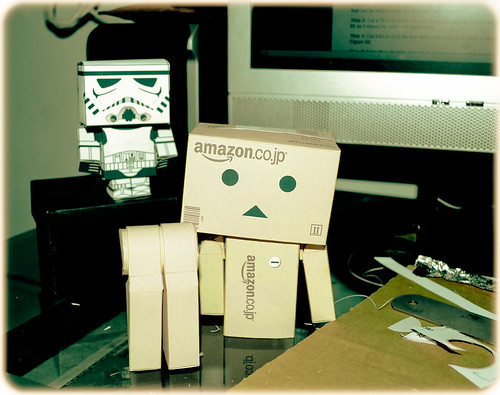 I went and do some photoshoot with danbo today You can DIY your own danbo 
