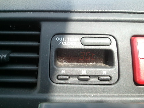 車外の気温35どー