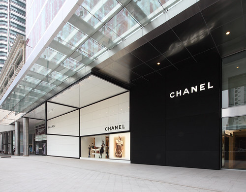 BoutiquePictures-Chanel-01.jpg