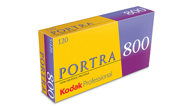 Rolleiflex 2.8E + KODAK PROFESSIONAL PORTRA 800