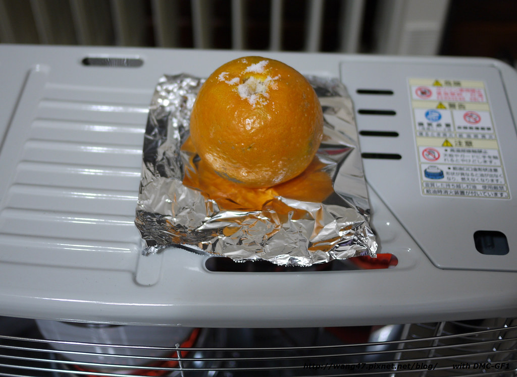 20110118-01TOYOTOMI煤油爐烤橘子