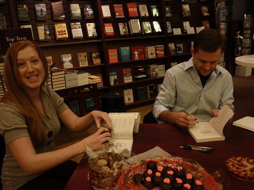 Why yes, I do always look this maniacal when surrounded by books and famous people!!!!!!